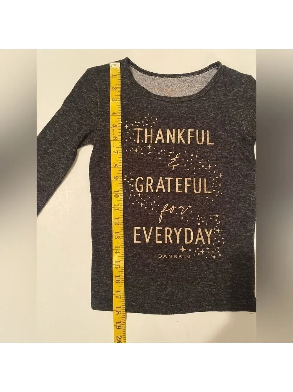 Danskin Girl’s Shirt, Size 8, Grey Charcoal Black “Thankful, Grateful, Everyday”